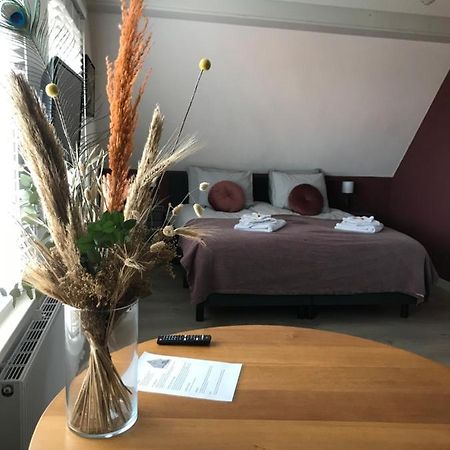مبيت وإفطار دِن بورِخْ Bed & Koffie, Op De Spinbaan المظهر الخارجي الصورة